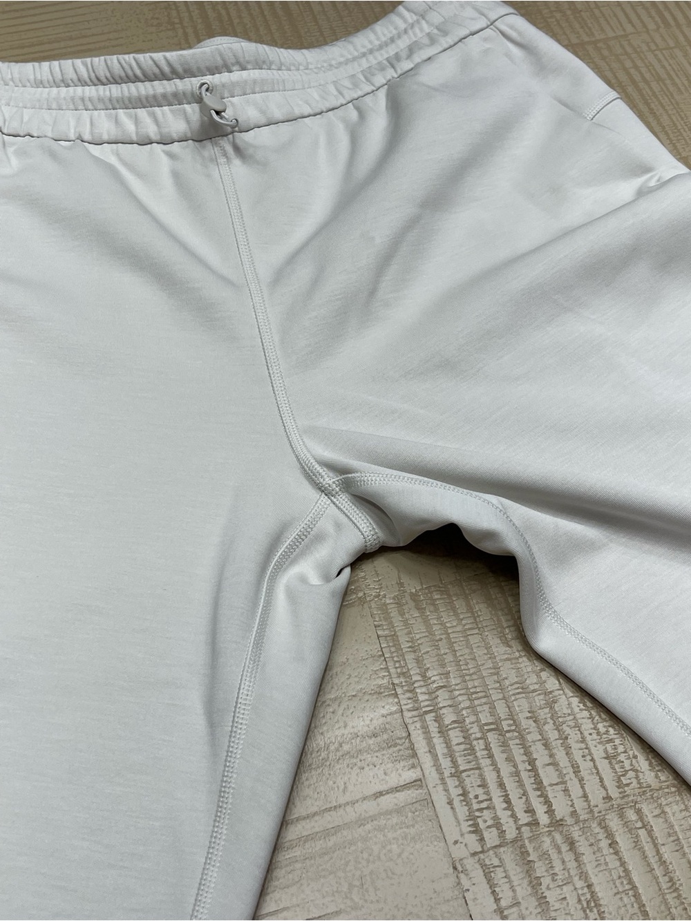 Lululemon Softstreme HR Straight Leg Crop pants - Picture 6 of 7